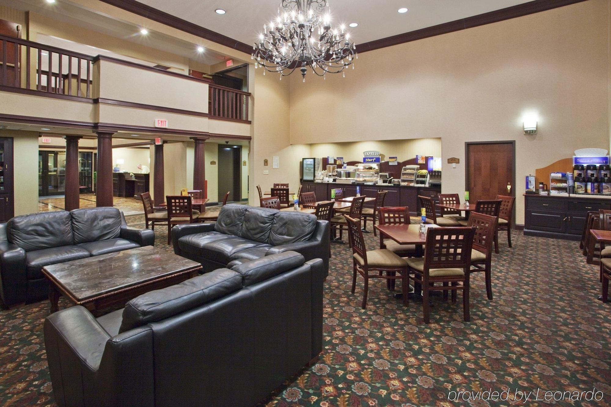 Holiday Inn Express & Suites Cooperstown By Ihg Restaurant photo