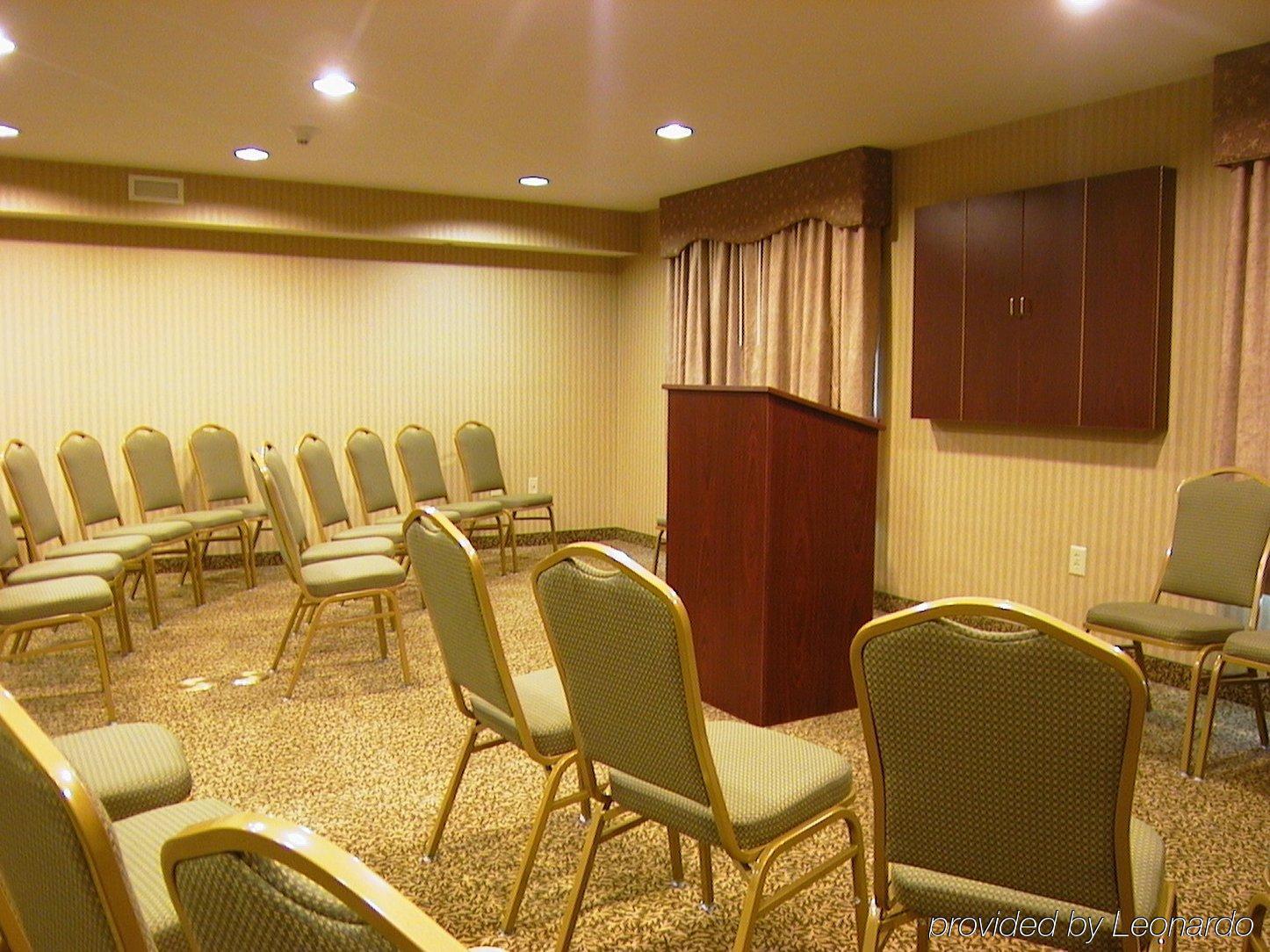Holiday Inn Express & Suites Cooperstown By Ihg Facilities photo