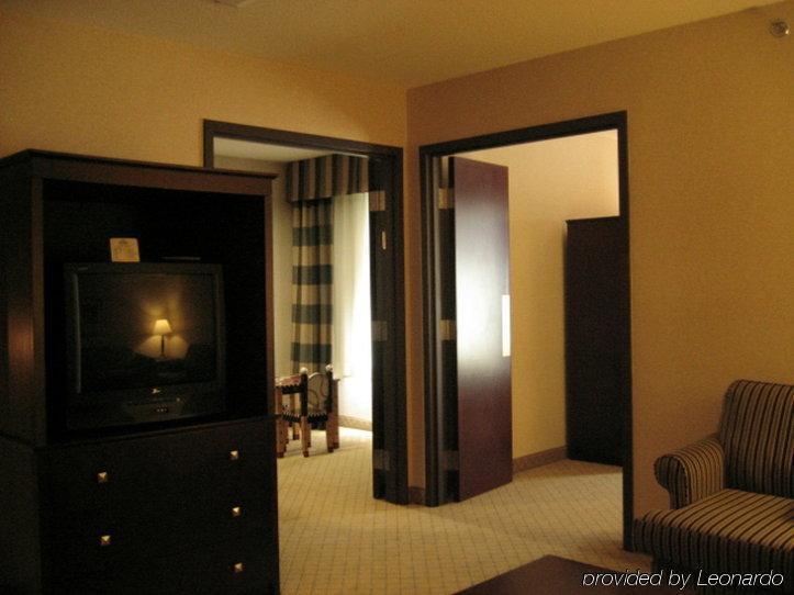 Holiday Inn Express & Suites Cooperstown By Ihg Room photo