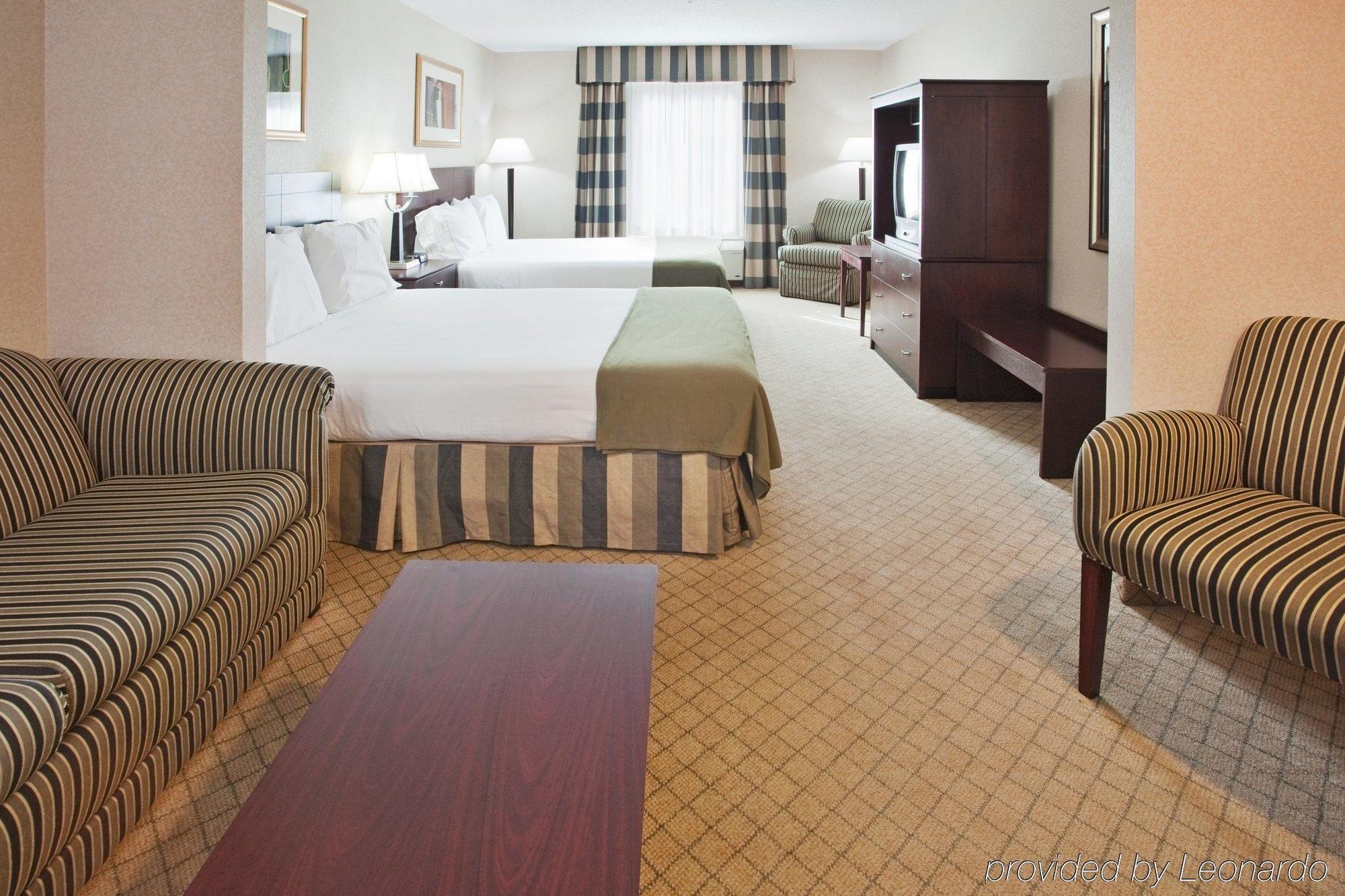 Holiday Inn Express & Suites Cooperstown By Ihg Room photo