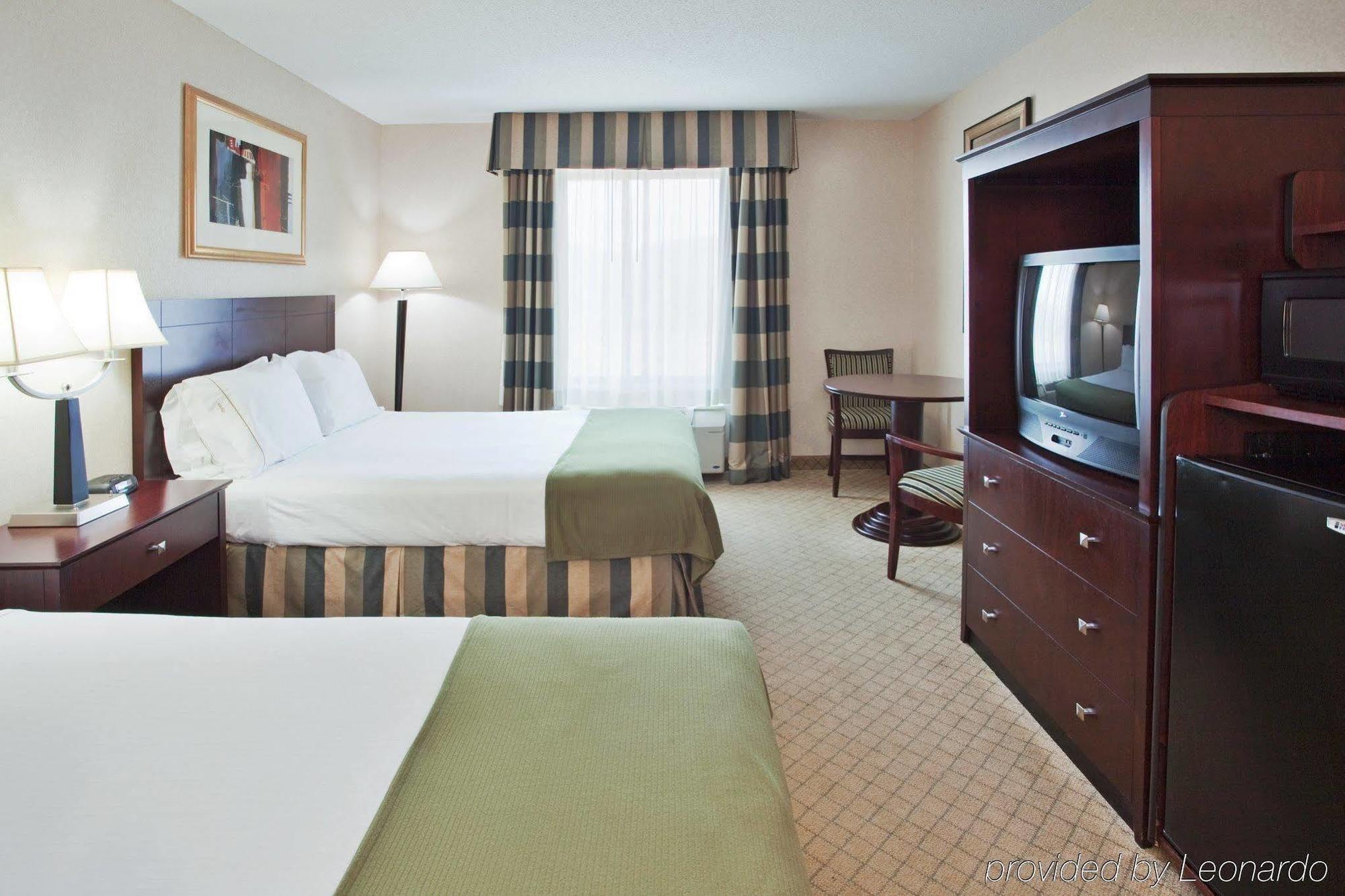 Holiday Inn Express & Suites Cooperstown By Ihg Room photo